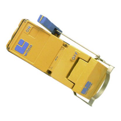 Picture of Metal Clad, Switched Socket Outlet Combination, 1 Gang, 50A, 500V, 5 Round Socket